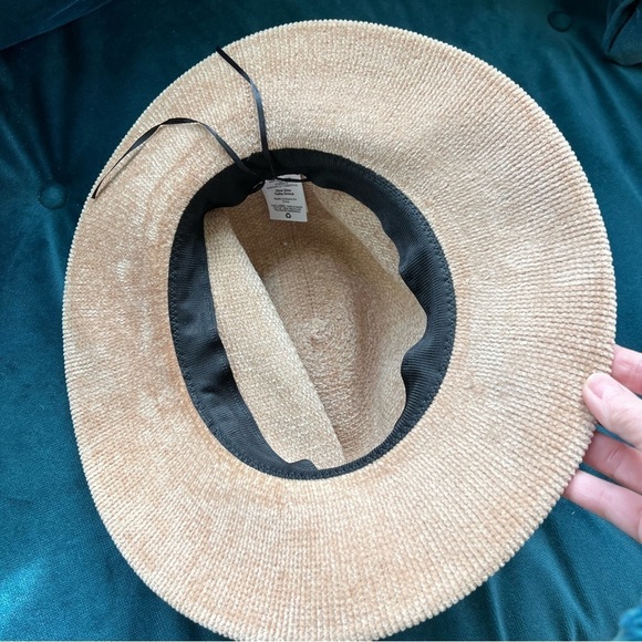CHENILLE BEIGE WESTERN STYLE SOFT HAT ONE SIZE - Picture 4 of 5